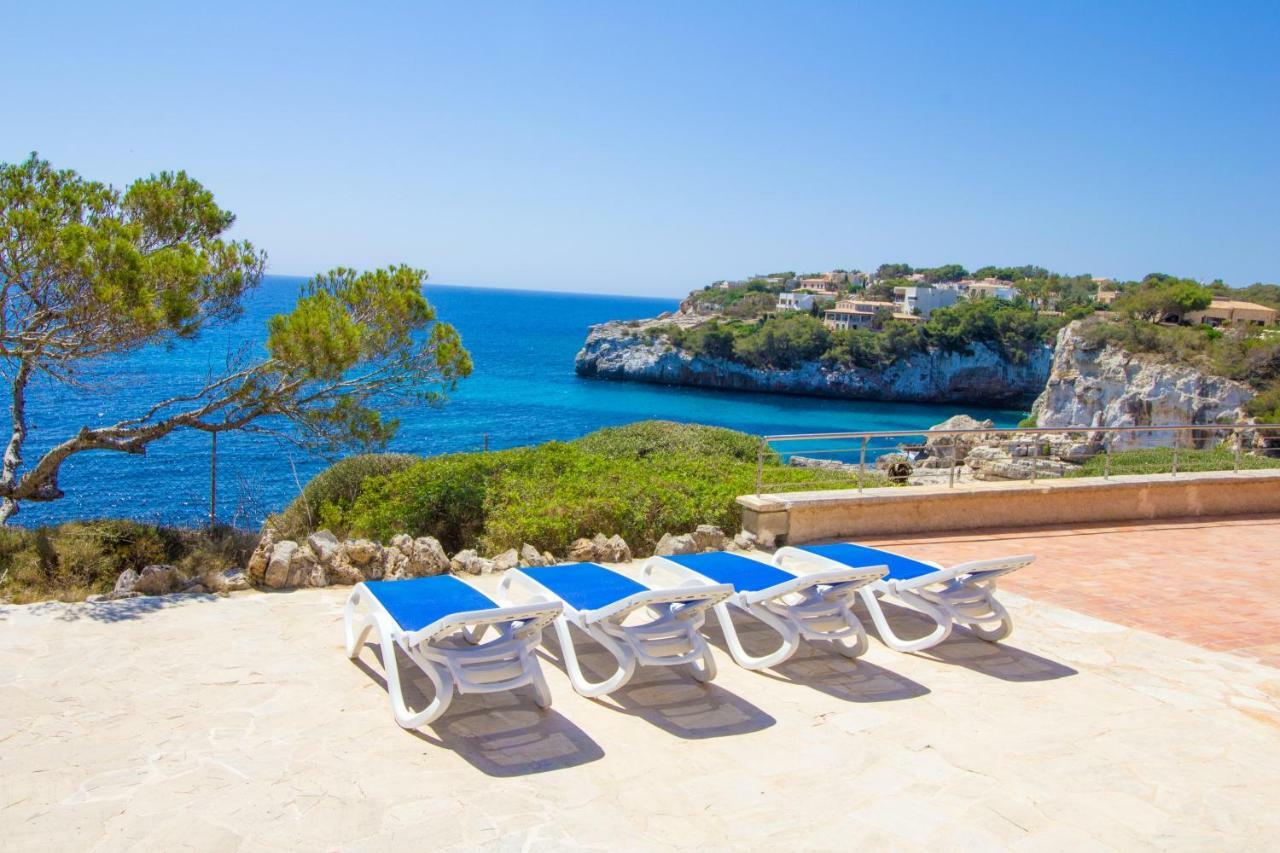 Beautiful Private Villa On The Sea Сантаньї Екстер'єр фото