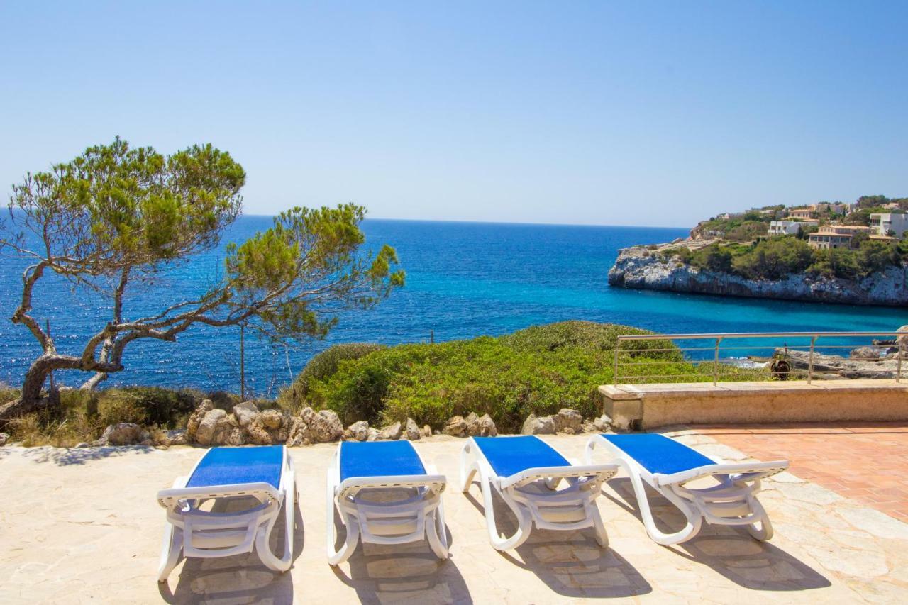 Beautiful Private Villa On The Sea Сантаньї Екстер'єр фото